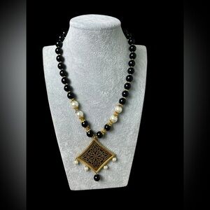 Black Bead & Faux Pearl Statement Necklace Gold Filigree Pendant